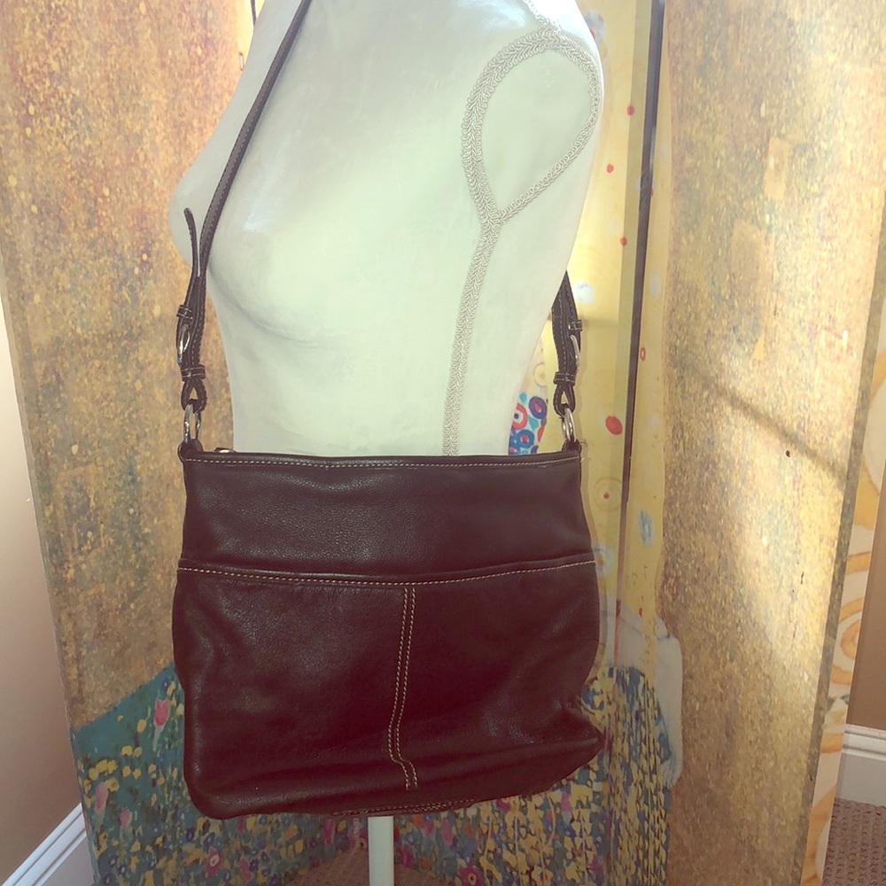 Cute black leather shoulder bag
